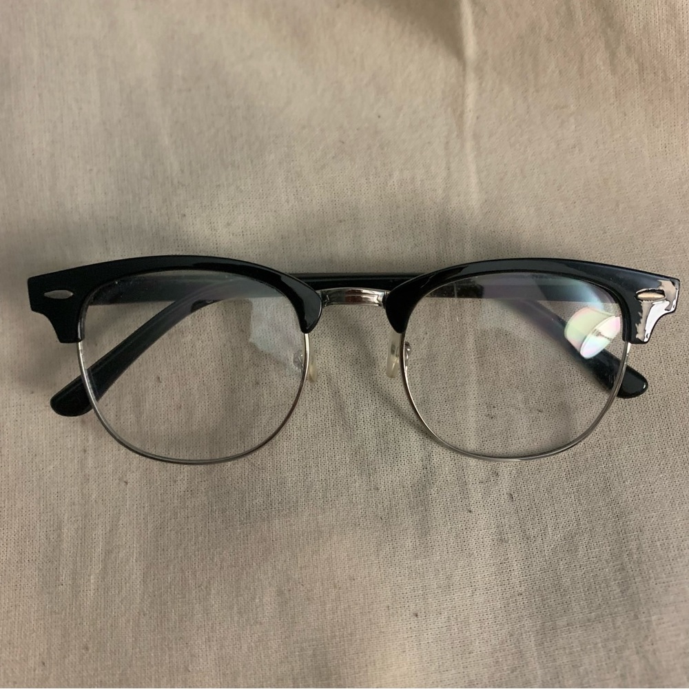 Browline Non-Prescription Glasses with Case